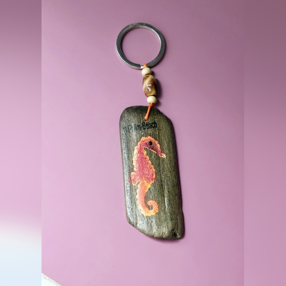 Palm Beach Wooden Seahorse Keychain with Orange Design Handcrafted - Picture 4 of 16